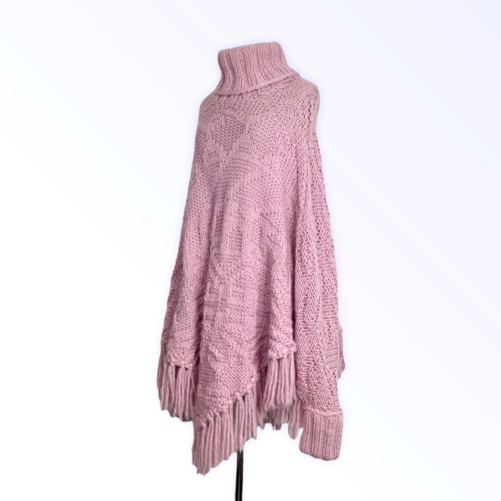 100% wool Elegant Mauve Turtleneck Poncho Sweater - Picture 3 of 13
